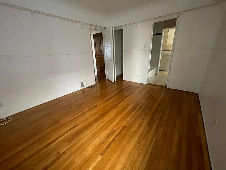 1060 S Corning St — Photo 10