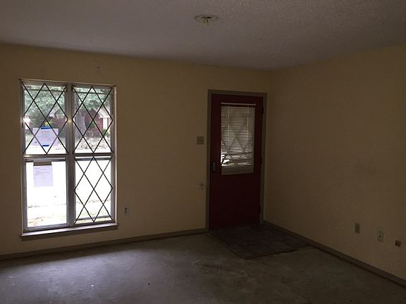 3rd image of 7164 Polder Dr