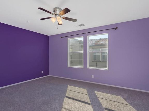 2nd image of 953 Acacia Ln