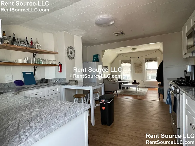 267-269 Highland Ave #3 — Photo 7