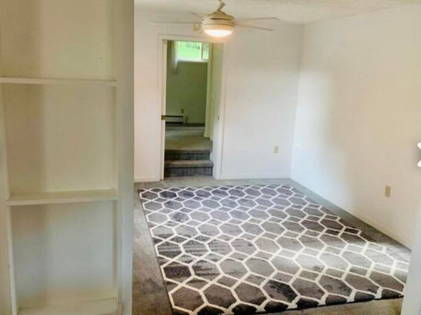 179 West St, Sophia, WV 25921