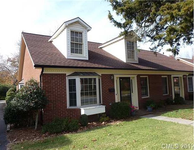 1st image of 129 N Oakwood Dr