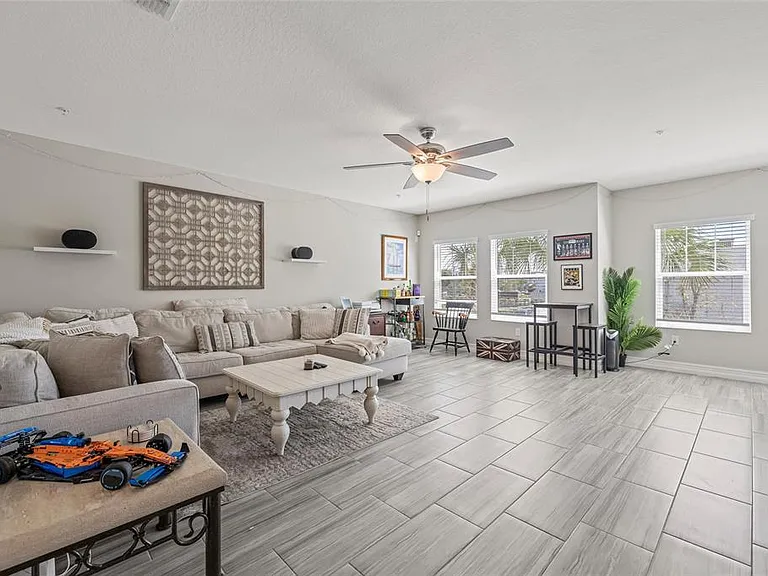 4941 W Price Ave #7 — Photo 2