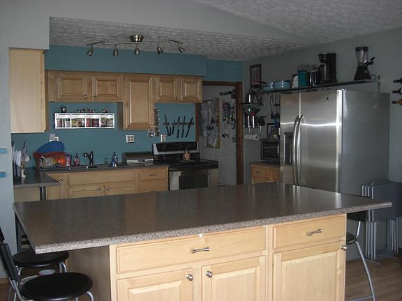 5th image of 1090 Chickasaw Dr