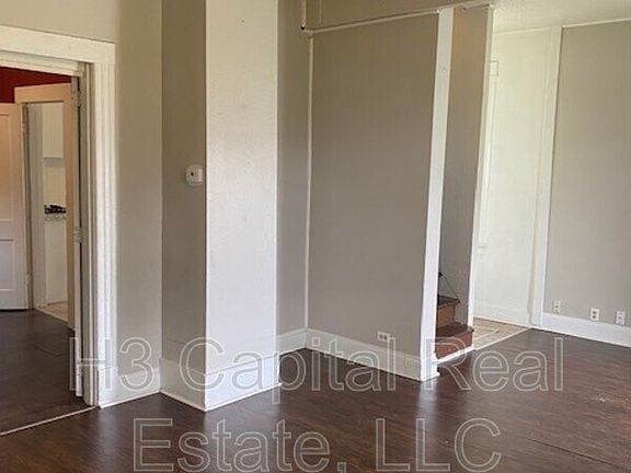 3rd image of 2506 W 20th St