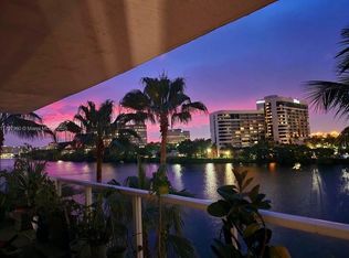 5091 NW 7th St APT 501, Miami, FL 33126