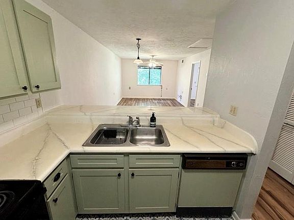 3rd image of 89 SE 16th Ave APT P303