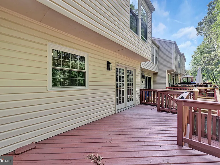 7836 Foxfarm Ln — Photo 9