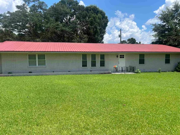 901 Hopewell Dr NE, Hanceville, AL 35077