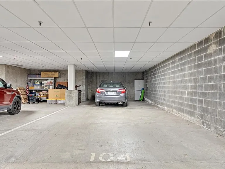 30 Argyle Ave #206 — Photo 30
