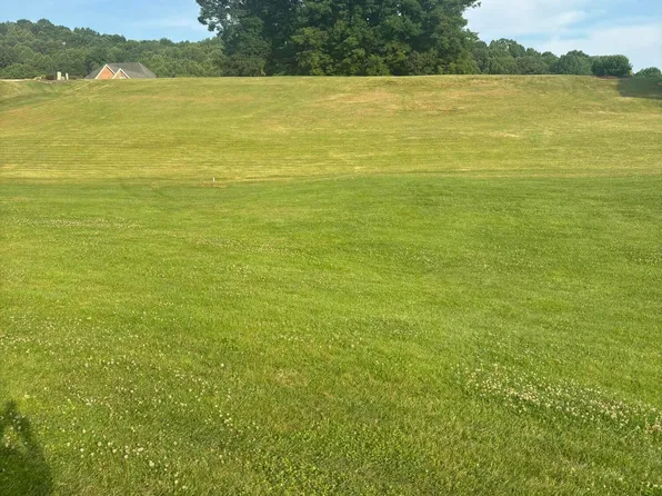 Acorn Ln Lot 17, Bristol, VA 24202