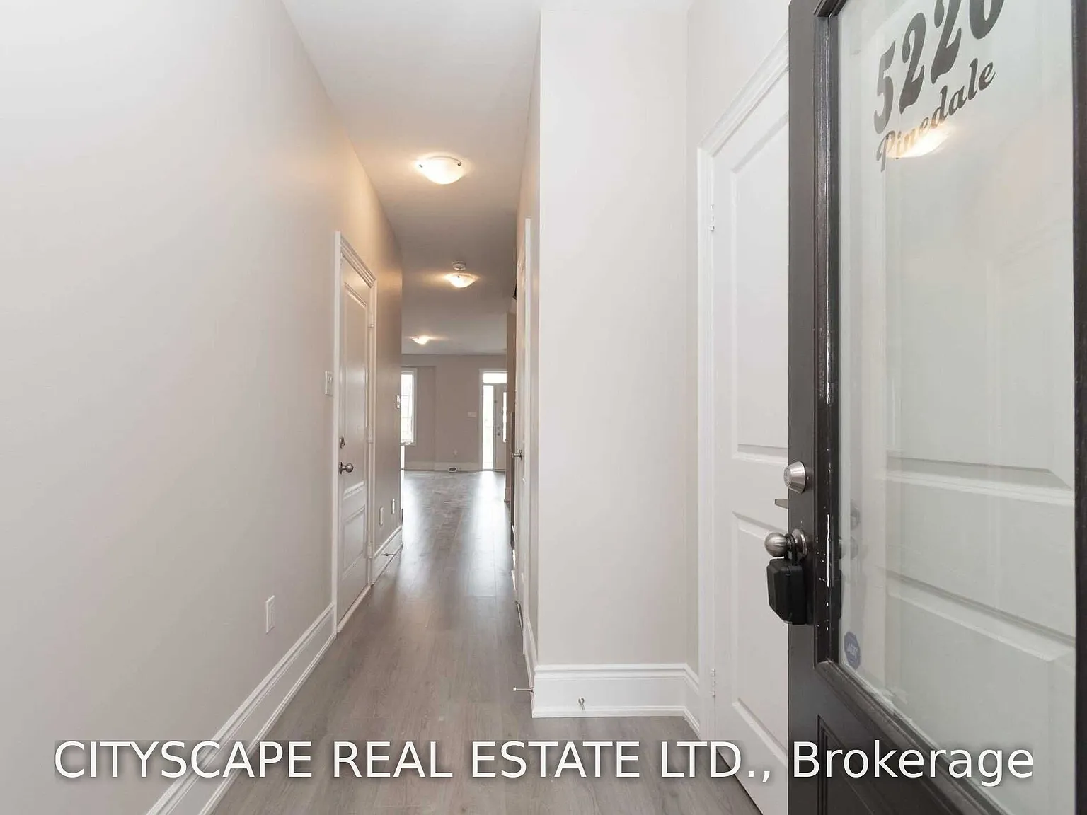 3 bed, $3,800 — Photo 4