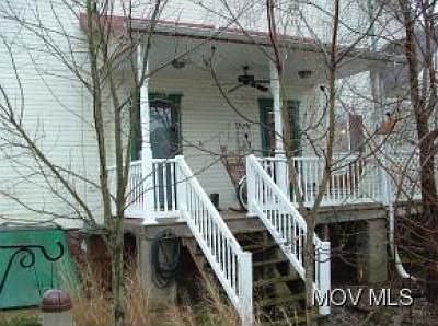 2nd image of 109 Knox St