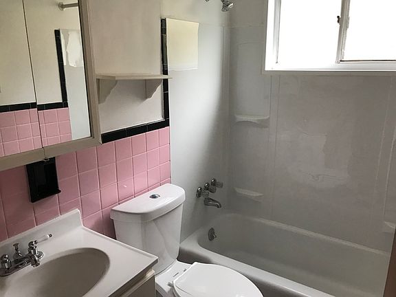2nd image of 373 Broad St APT 1