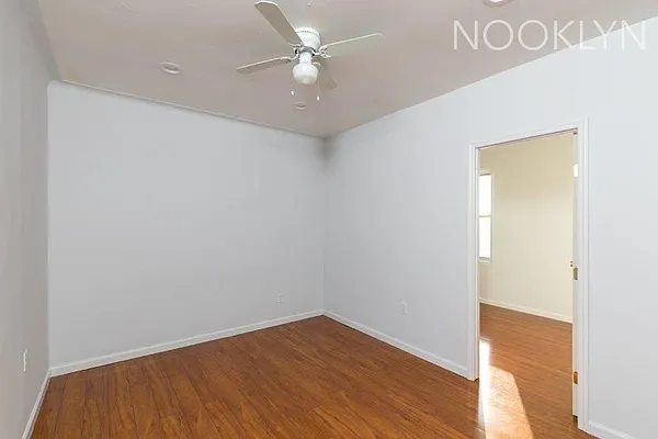 Rented by Nooklyn NYC LLC | media 21