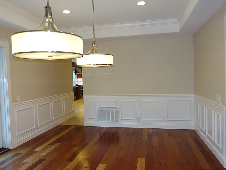 23690 Ravensbury Ave — Photo 7