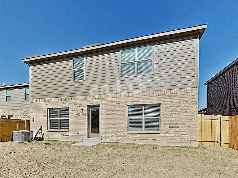 310 Garrett Ct — Photo 26