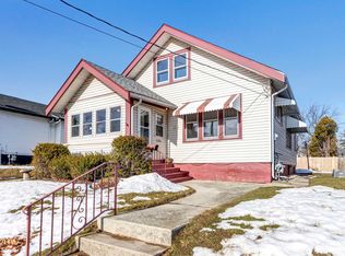 1012 Green St, Manitowoc, WI 54220