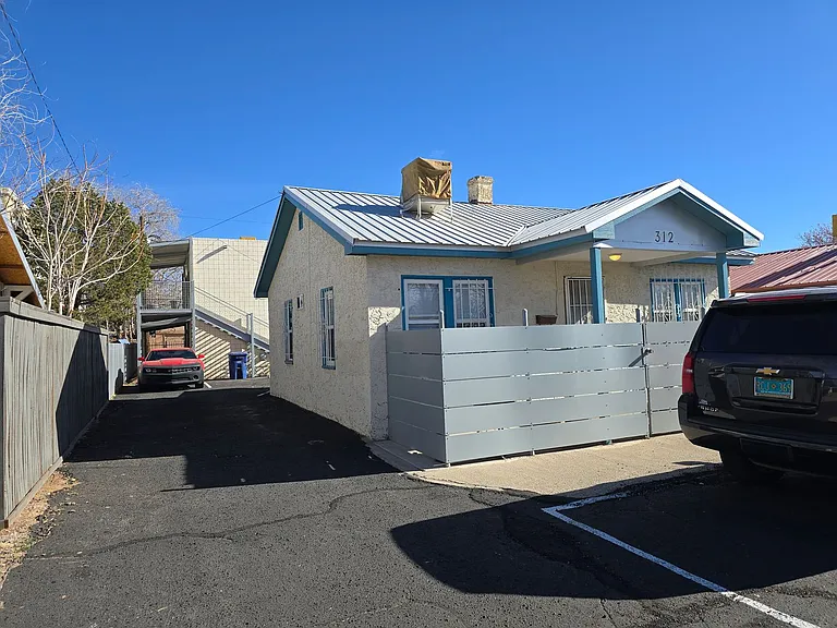 312 Vassar Dr SE — Photo 38