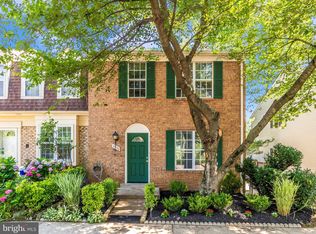 3930 Ferrara Dr, Silver Spring, MD 20906