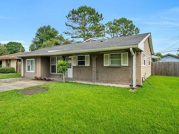 3rd image of 6218 Brunswick Ct