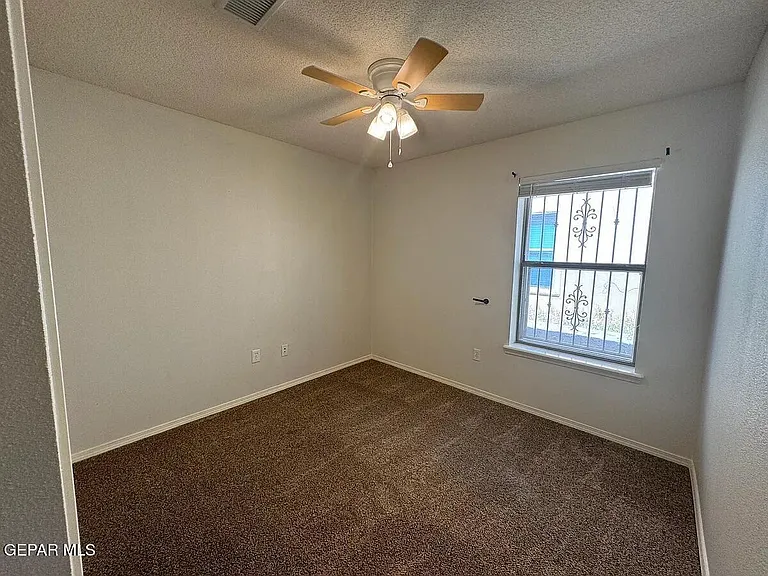 10041 Paloma Dr — Photo 11