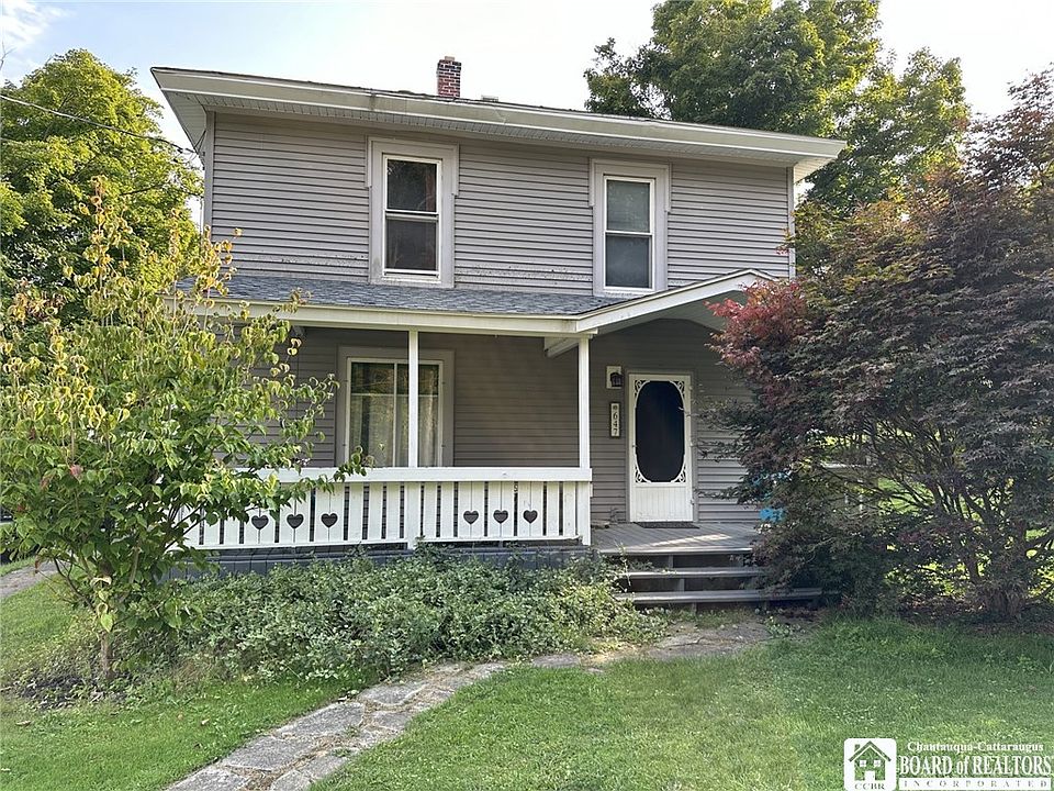 1st image of 647 Center St