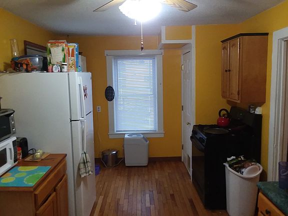2nd image of 91 Lincoln Ave