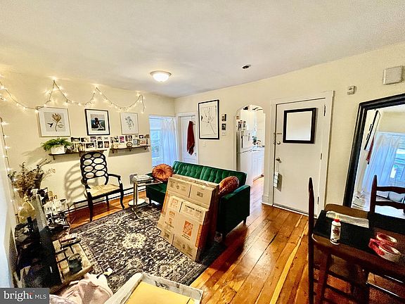 5th image of 114 W Apsley St Floor 3