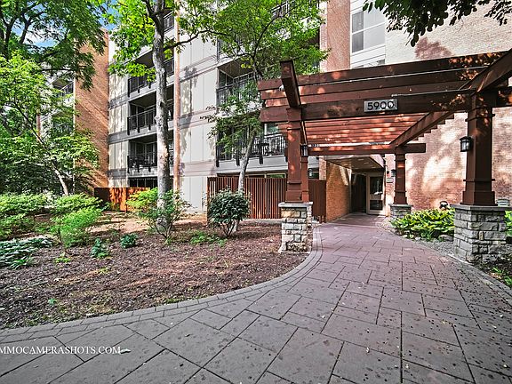 2nd image of 5900 Oakwood Dr APT 4E