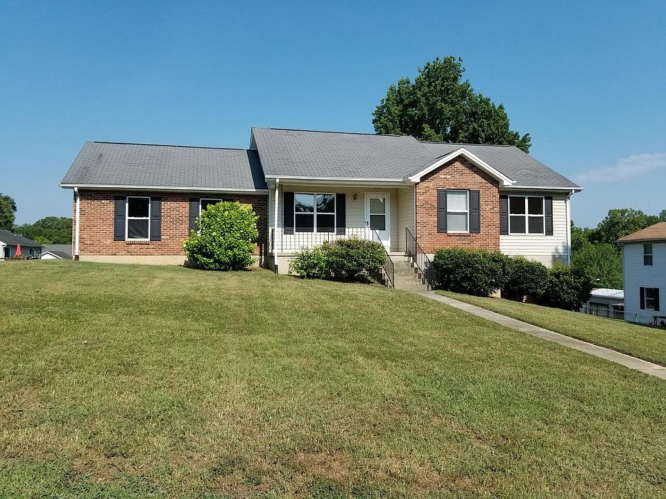 1st image of 315 Cedarbrook Dr