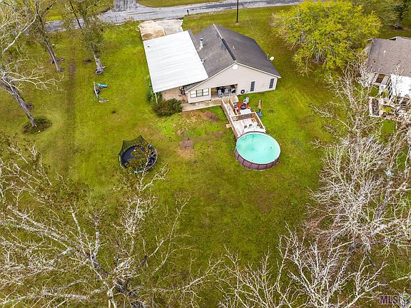 3rd image of 318 Whippoorwill Dr