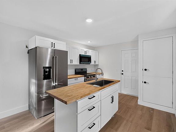 2nd image of 9314 SW 32ND TERRACE