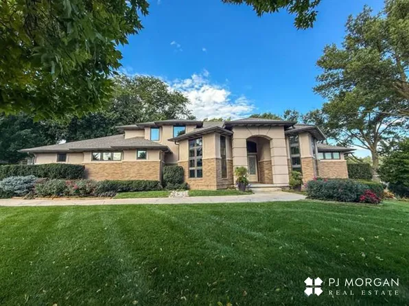 1526 S 106th St, Omaha, NE 68124
