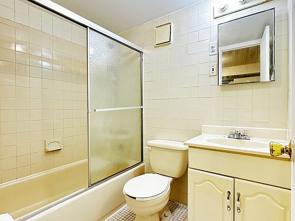 5th image of 300 Merrymount St Floor 1