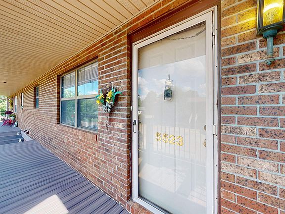 2nd image of 5523 Jackson Ct