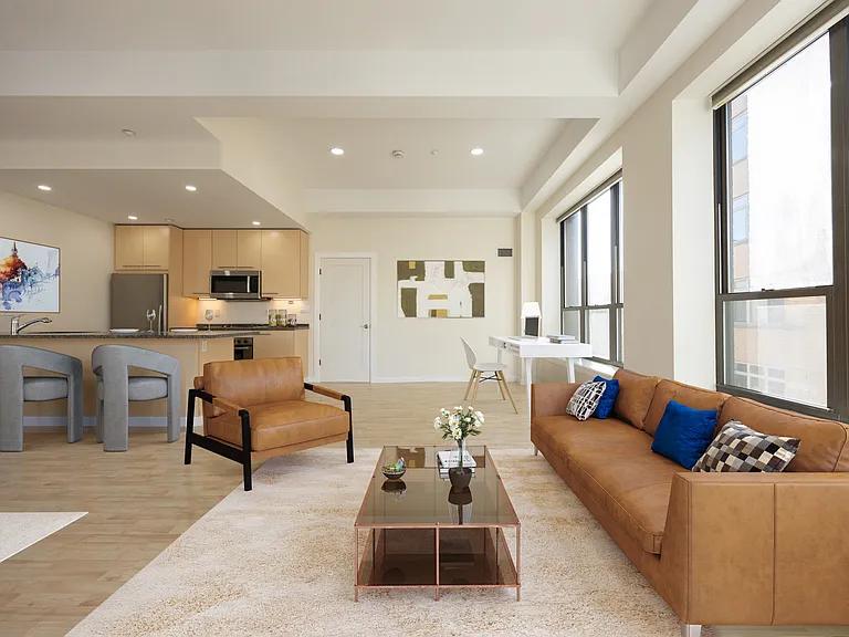40 Fay St #302 — Photo 3