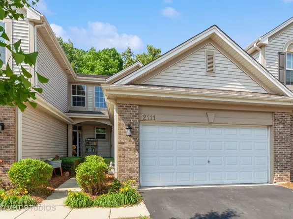 2111 Muirfield Ct, Yorkville, IL 60560
