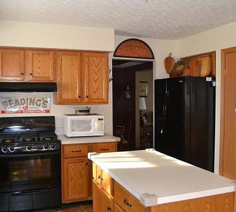 5th image of 945 Glyn Morgan Ct