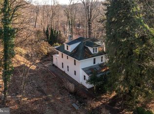 1020 N Ironstone Dr, Boyertown, PA 19512