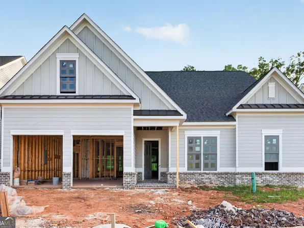 409 Lake Vista Dr, Statham, GA 30666