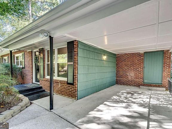 2nd image of 1275 Sparrow Ln