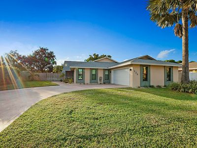 126 Santander Court, Royal Palm Beach, FL, 33411