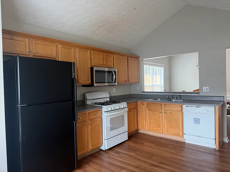1452 Culverstone Dr — Photo 4