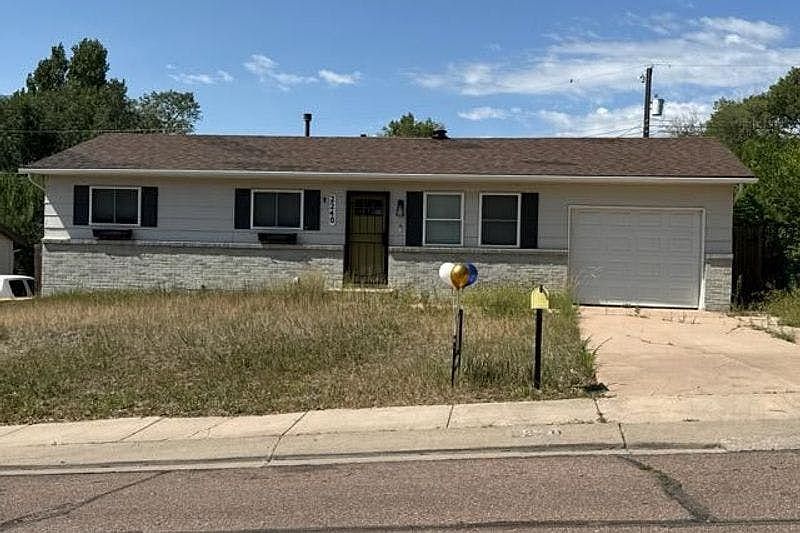 1st image of 2240 Flintwood Dr