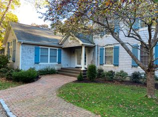 176 Norfolk Dr, East Hampton, NY 11937