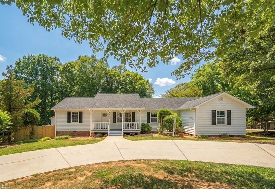 1st image of 8311 Mapleway Ln