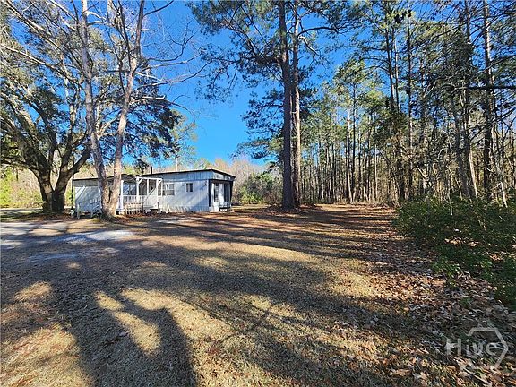 5th image of 304 Magnolia Drive N