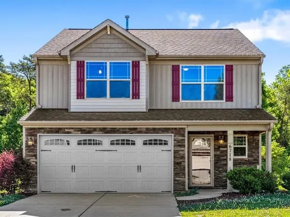 6718 Planters Dr, High Point, NC 27265