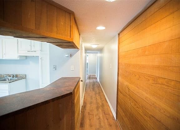 5th image of 7901 Read Blvd #206